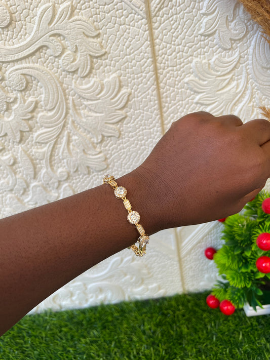 Kanyin gold bracelet