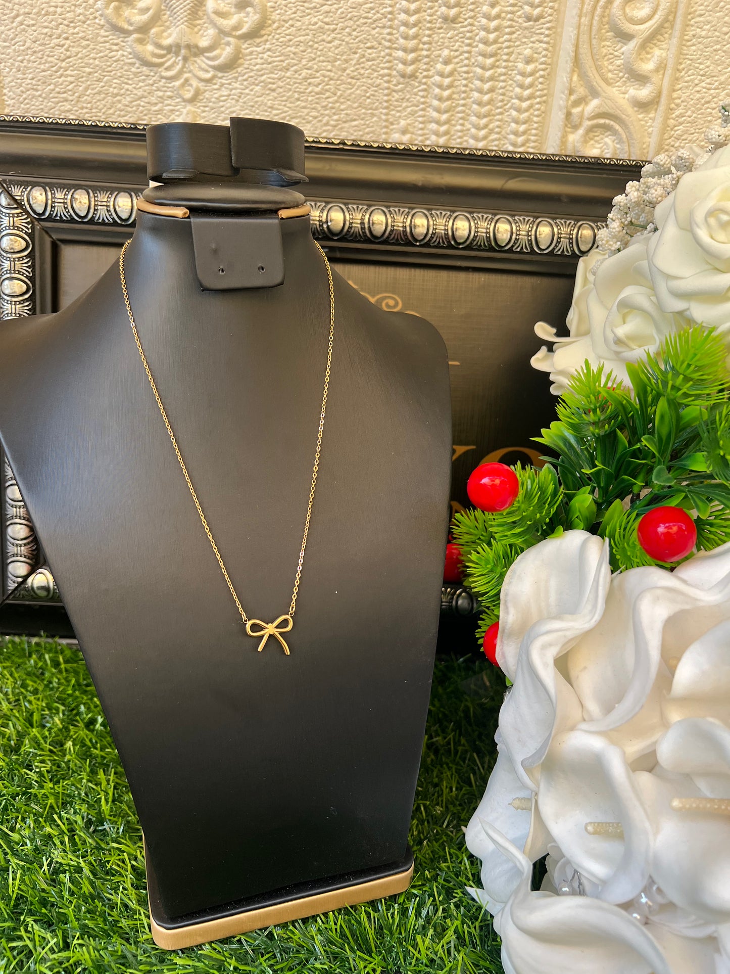 Gold Bow Tie Necklace