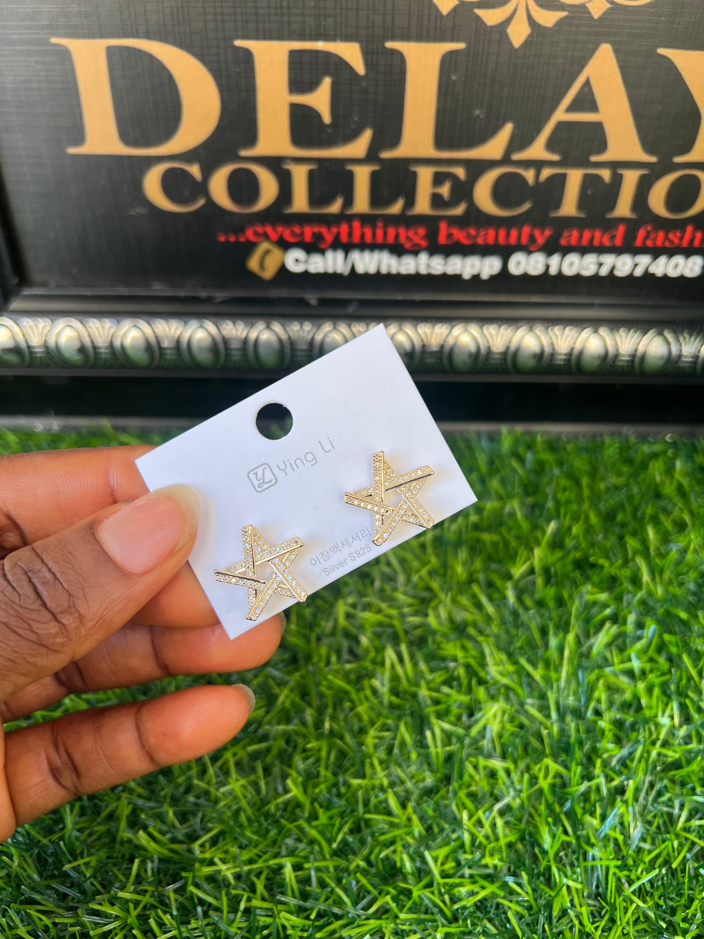 Gold star earrings