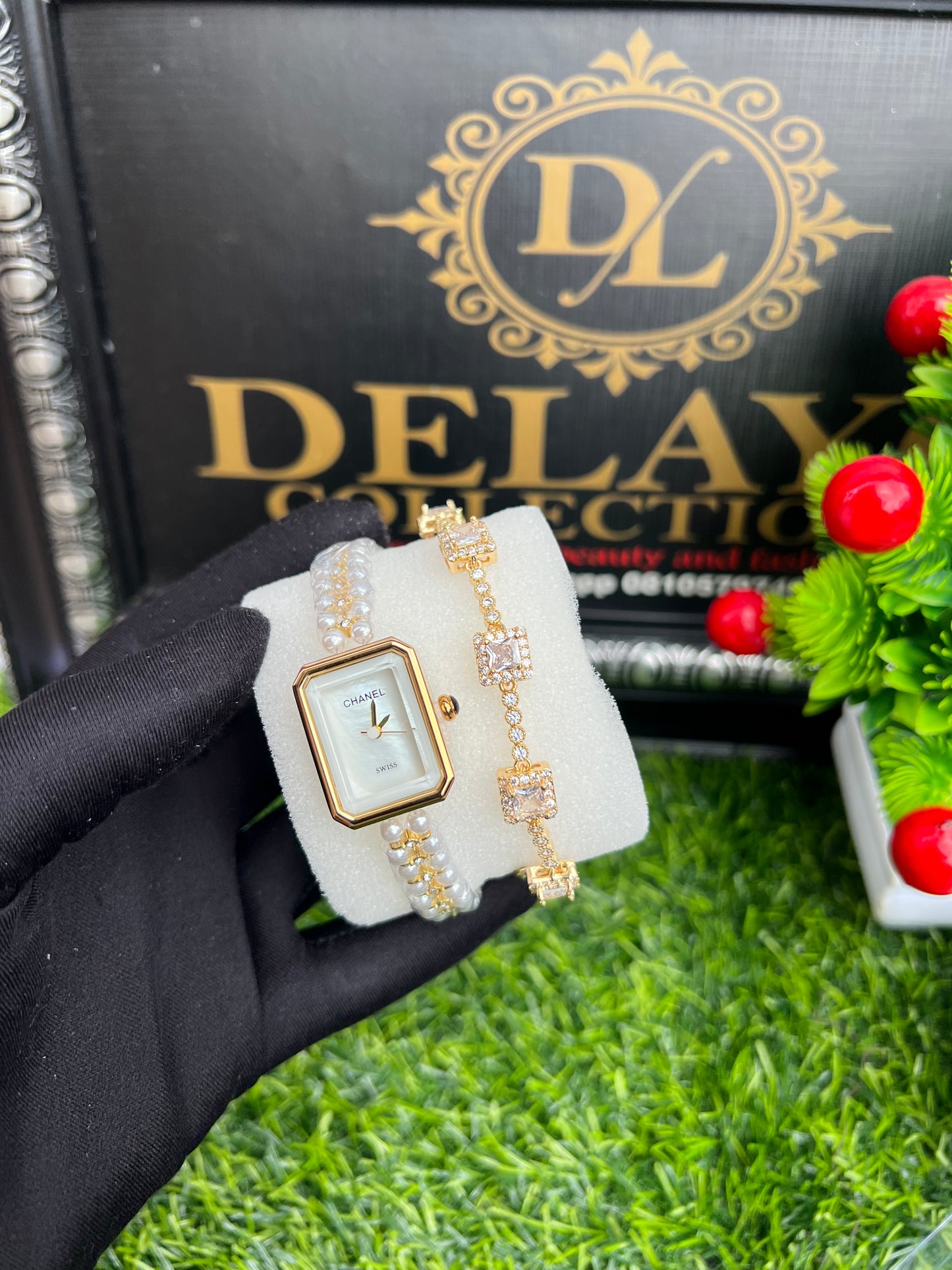 Pearl and gold watch set