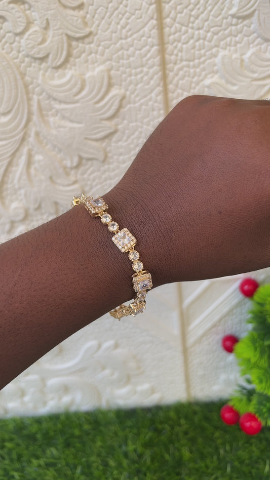 Oseme gold bracelet