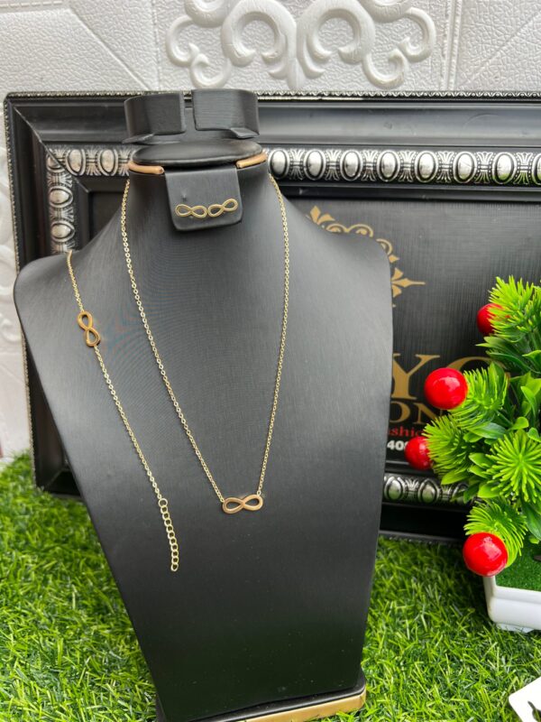 Gold infinity jewelry set