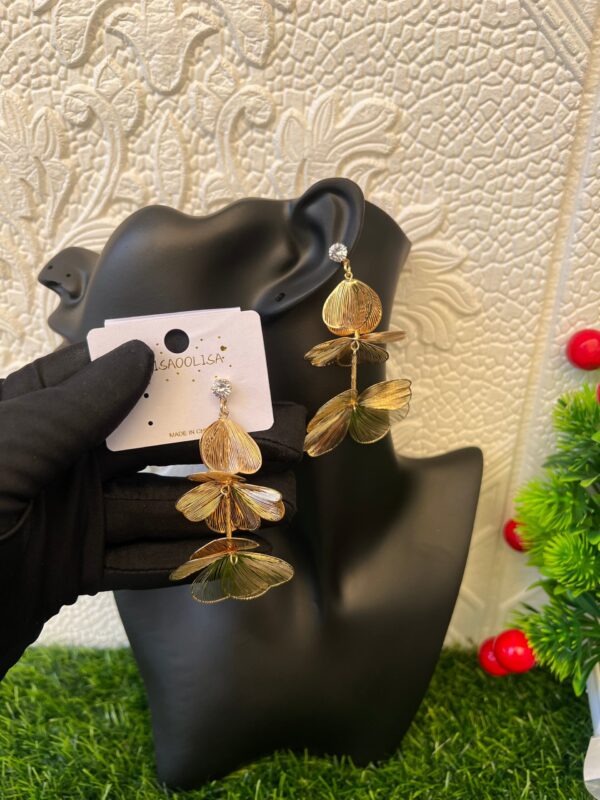 Bewa gold earrings