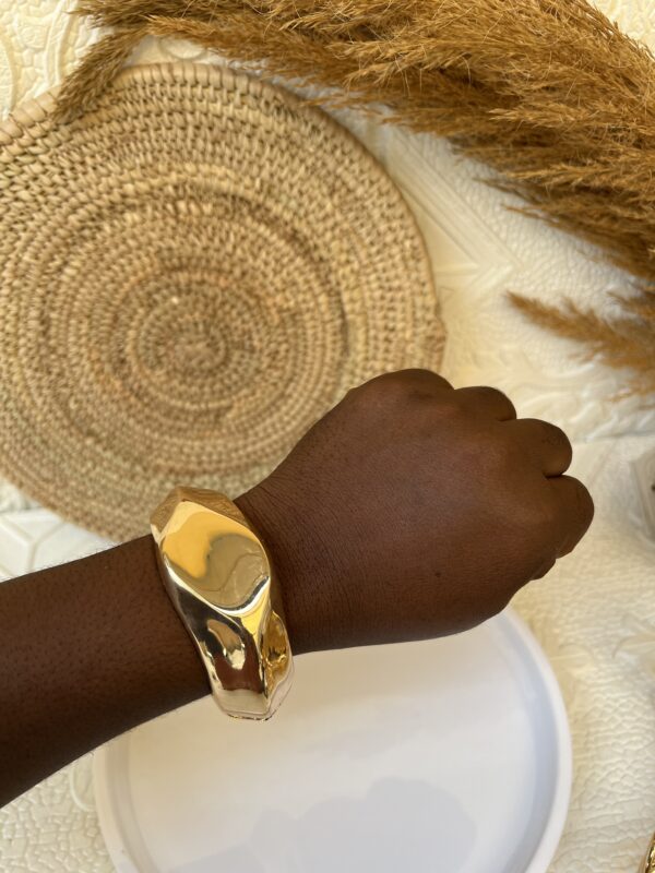 Venice gold chunky bangle