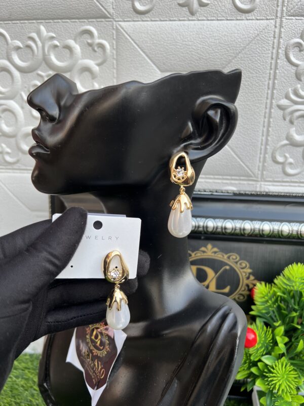 Doris gold earrings