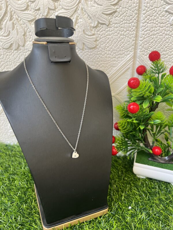 Silver dainty necklace