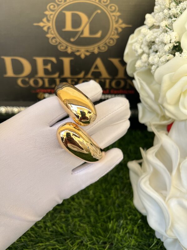 Temi gold chunky bangle