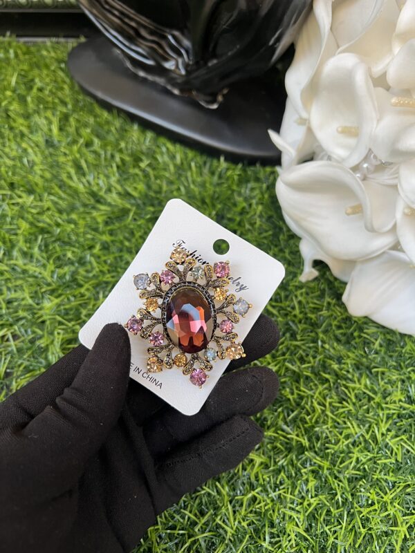 Multicolored brooch