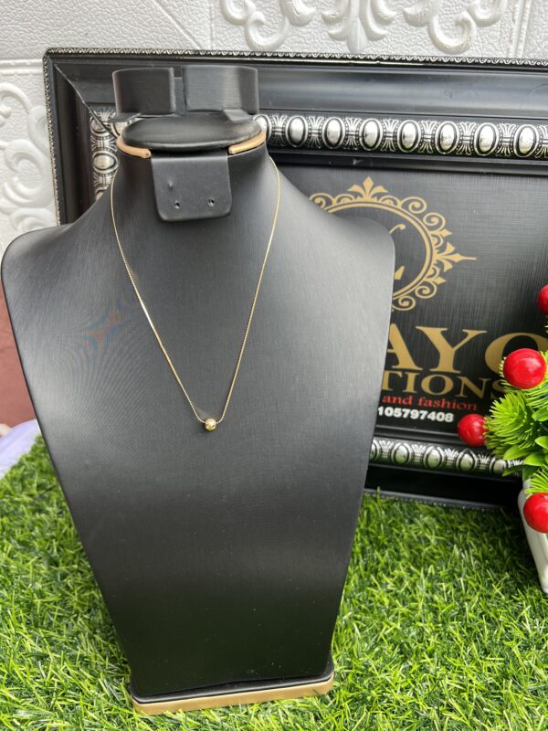 Gold ball necklace