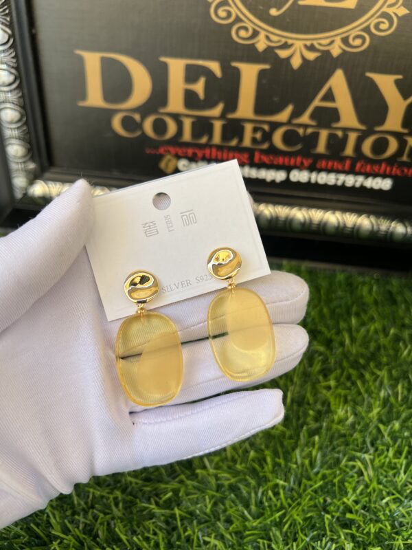 Gold/yellow earrings