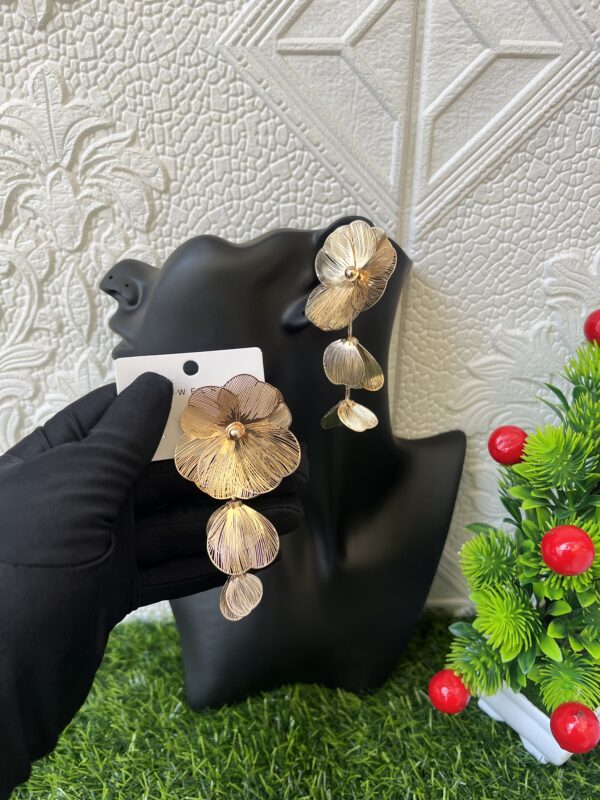 Louisa gold earrings