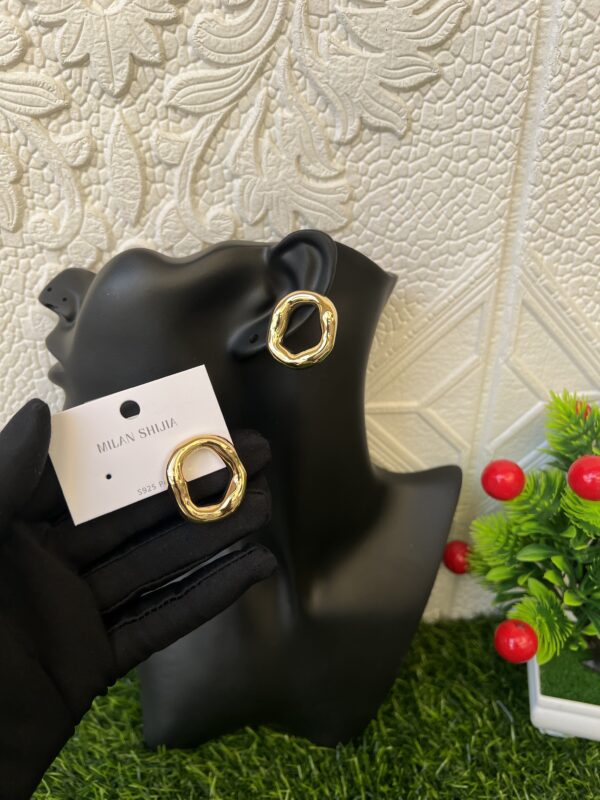 Carol Gold earrings