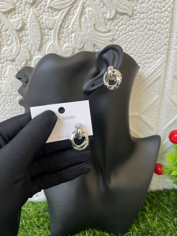 Silver minimalist earrings