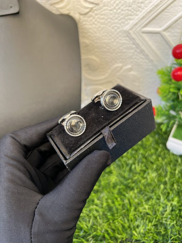 Leo cufflinks
