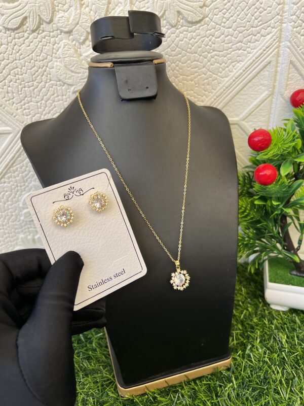 Zee gold jewelry set