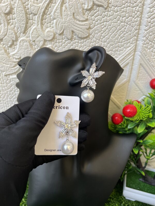 Silver Star/pearl earrings