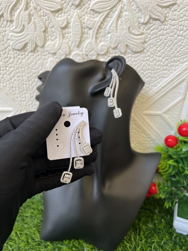 Priscy silver bridal earrings