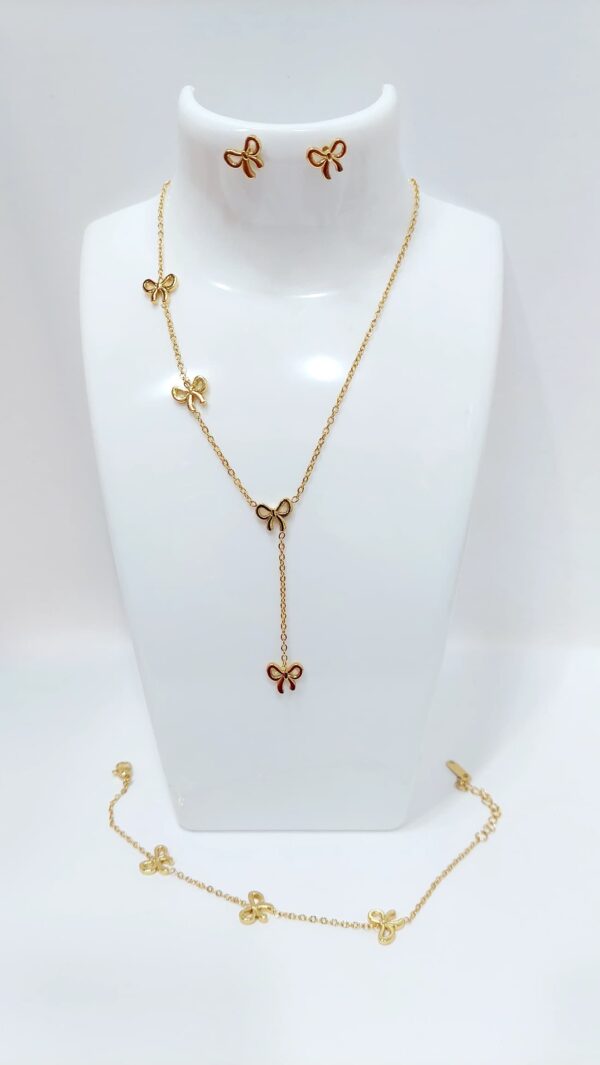 Gold bow-tie jewelry set
