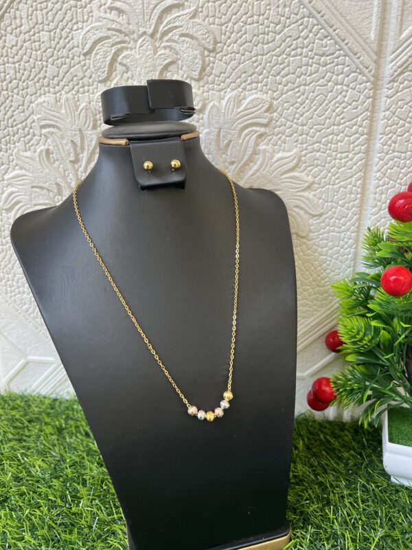 Three tone jewelry set