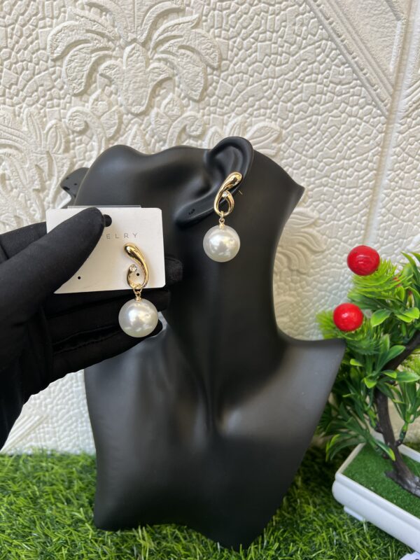 Bolu gold/pearl earrings