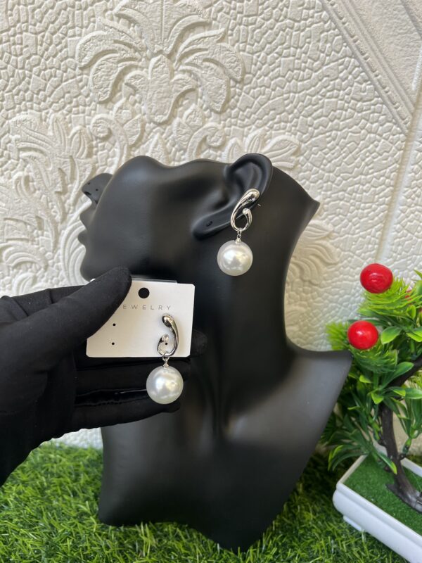Bolu silver/pearl earrings