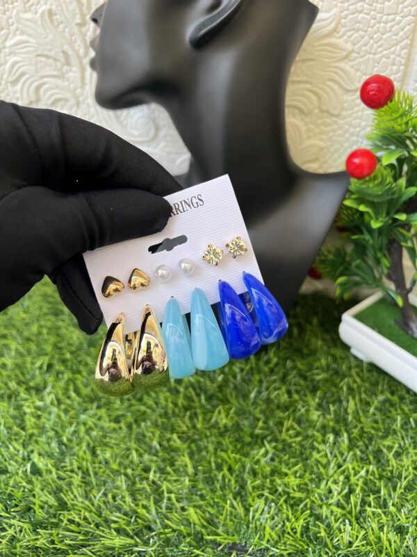 Blue fashion earrings set