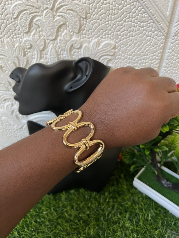 Bibi gold chunky bangle