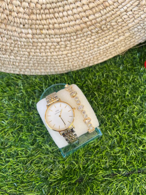 Mide wristwatch and bracelet set