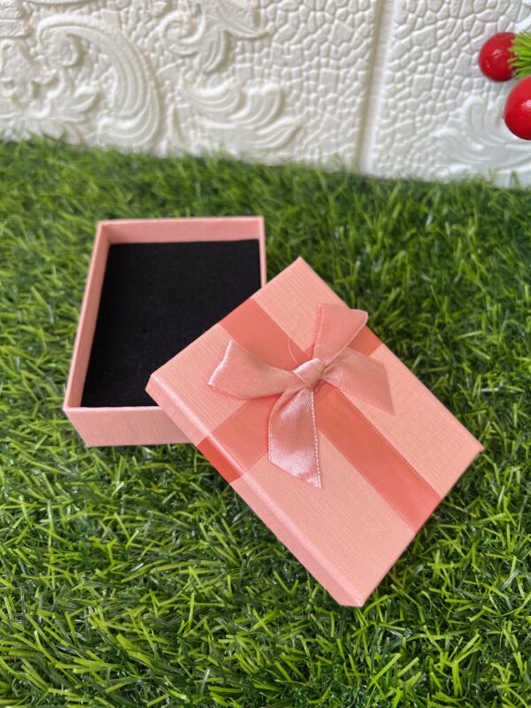 Pink box for necklace/earrings/bracelets