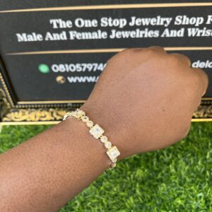 Gold half stoned bracelet