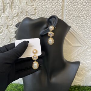 Gold pearl dropping earrings