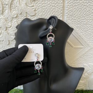 Silver/green dropping earrings
