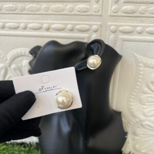 anna gold/pearl stud