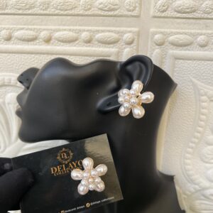 naomi gold/pearl earrings