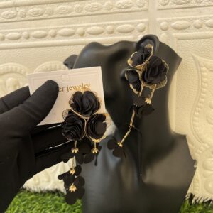 pristine gold/black earrings