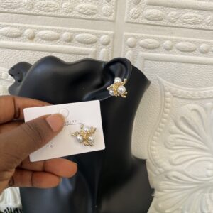 mara gold/pearl earrings