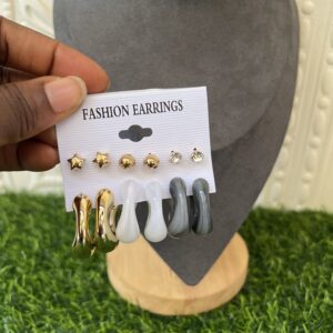 White/grey earrings set