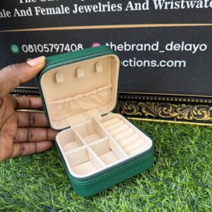 Raya mini green jewelry box