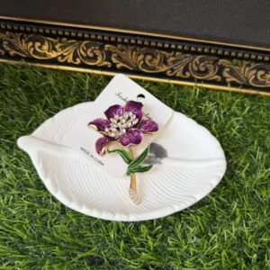 Tomi purple rose brooch
