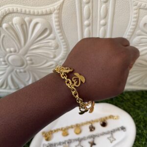 Miley gold charm bracelet