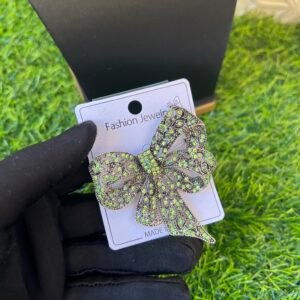 Green stoned brooch