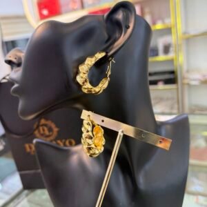 Cleo gold hoops