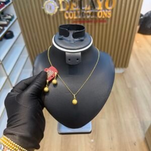 Mossy gold replica set