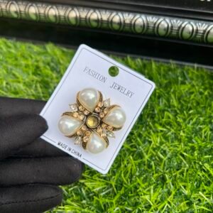 Lola gold pearl brooch