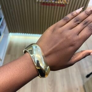 Kezia Gold Chunky Bangle
