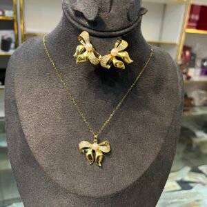 Pretty Gold Jewelry set