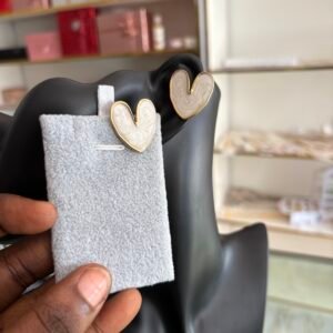 Cream/Gold Heart Studs