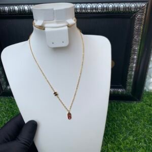 Gold Minimalist necklace
