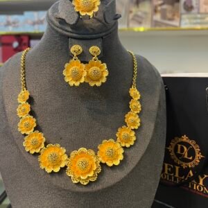 Mika Gold Jewelry set