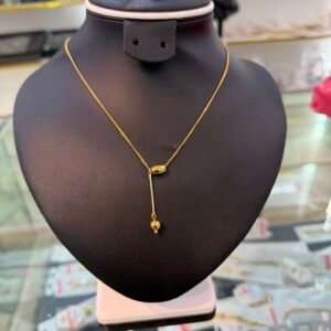 Queenet gold drop necklace